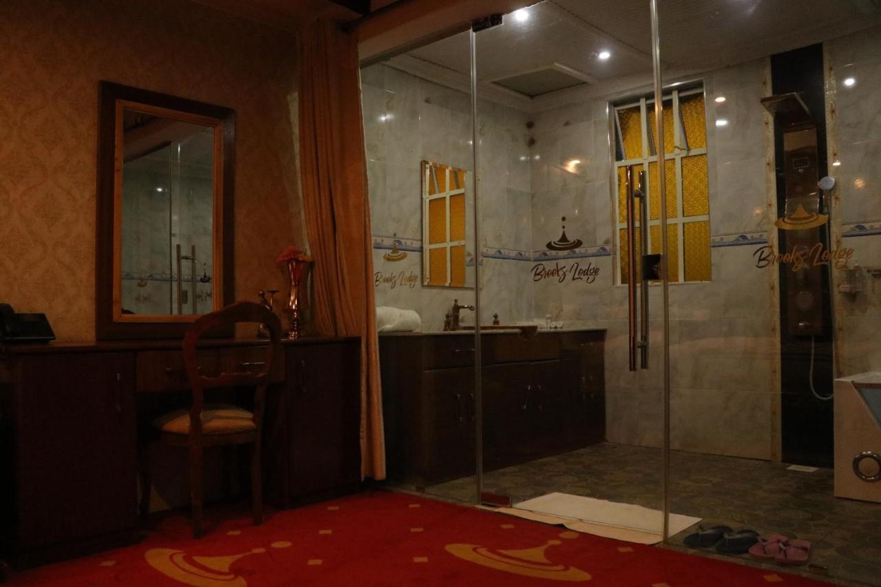 Brooks Lodge Накуру Экстерьер фото